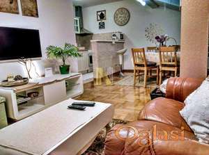 KOMPLETNO NAMEŠTEN DVOIPOSOBAN STAN - SAJAM