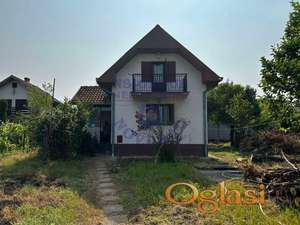 Odlična vikendica na Banstolu