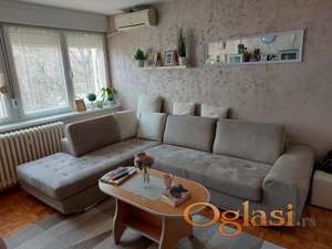 Stan u Petrovaradinu pored Železničke stanice