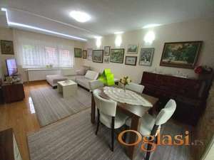 Renovirana kuća u centru Paraćina ID#6806