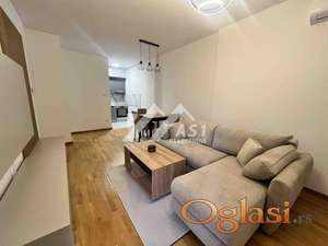 IZDAJE SE LUX STAN U SQUERE GARDEN-U SA PARKING MESTOM ID#4962