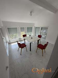 Kuća P=180m2,plac 8.5 ara u GornjojToponici ID#2469