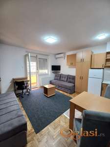 Garsonjera, Danila Kisa