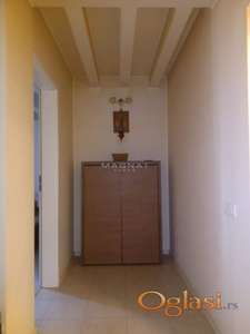 Medakovićeva-trosoban stan sa velikim potencijalom ID#5271