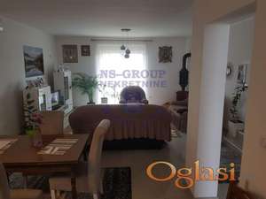 Kvalitetno građena kuća na uzvišici sa odličnim pogledom!