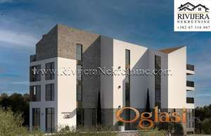 Na prodaju dvosoban stan sa garažnim mjestom Radovici Tivat