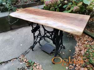 Retro sto od šivaće mašine