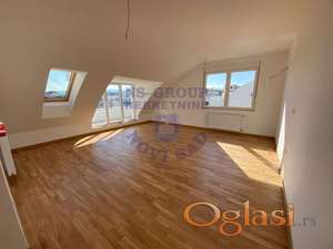 Odličan dvoiposoban stan u Petrovaradinu!