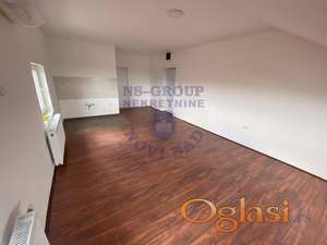 Nov komforan dvosoban stan na Klisi!