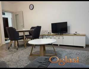 Izdaje se stan na Panteleju, 44m2