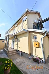 PRODAJE SE NAMEŠTENA KUĆA U TEMERINU  400 M2 + POMOĆNI OBJEKTI