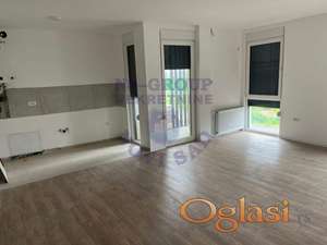 Nov, useljiv četvorosoban stan !