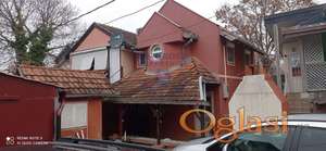 Fantastična vikendica sa prelepom terasom!