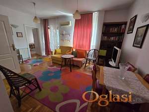 Novi Sad - Bulevar Evrope - Tihomira Ostojića - jednoiposoban stan sa parking mestom - 133900 eura