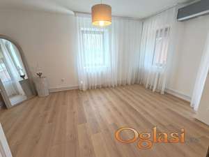Petrovaradin - Blok Vila (Novosadsko Dedinje) Odličan Trosoban stan 74m2