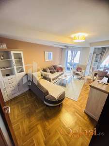 Izdaje se lux stan u centru Niša, sa garažnim mestom, 64m2