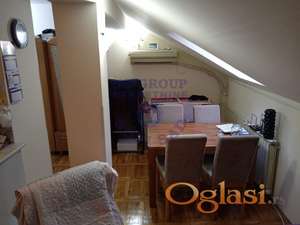 Odlicna garsonjera na Bulevaru!