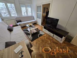 Izdaje se 2.0 stan na odličnoj lokaciji,useljiv ID#19007