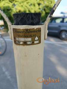 Vintage podna lampa od kovanog gvožđa (1960-te)