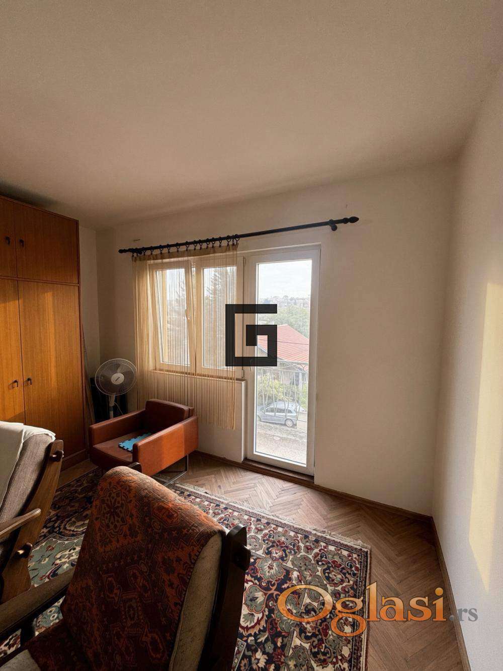 Rakovica, Vrdnička – 80 m² + dvorište i parking — fotografija