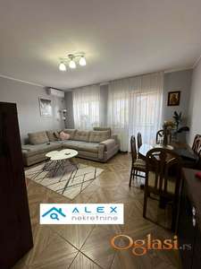 Odličan trosoban stan na Adicama