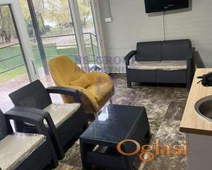 Kamenjar fenomenalna vikendica sa bazenom