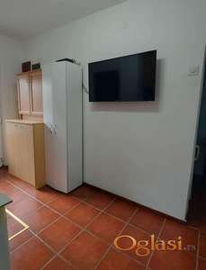 Garsonjera, cena sa troškovima