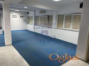 Odličan polusuterenski lokal na Podbari - idealan za fitnes salu