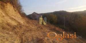 Prodaja placa na atraktivnoj lokaciji