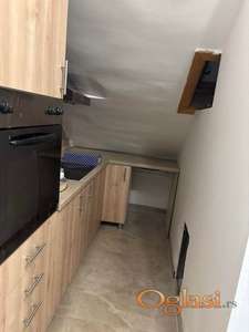 Renovirana garsonjera