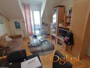 Dvoiposoban stan- Nova Detelinara!