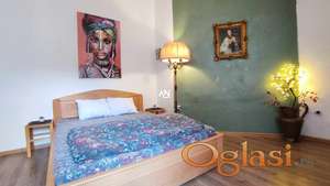 Karađorđeva. Mogućnost pravljenja 2 ili 3 stana. . ID#39295
