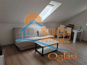 Izdaje se odličan stan na Panteleju, 30m2