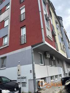 Prodajem garsonjeru na odličnoj lokaciji