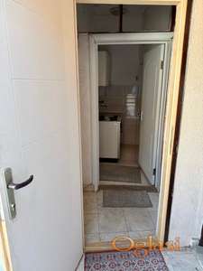 Garsonjera u strogom centru grada