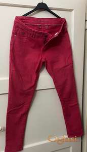 Prodajem ženske farmerke