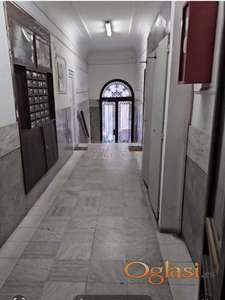 Vojvode Vlahovića uknjižen jednoiposoban 37 + 7 lodja ID#1421