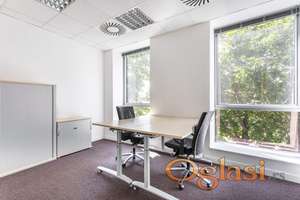 Privatne kancelarije za 1 osobu na lokaciji Regus New Town