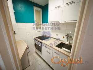 Predstavljamo Vam jednosoban stan bez većih ulaganja na samo 7 minuta hoda do fakulteta i Promenade.