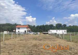 Plac od 3 ara na Srebrnom jezeru