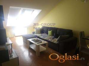 Dvosoban stan na Bulevaru Oslobodjenja