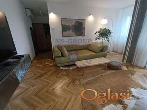 Dvosoban stan na Limanu 3