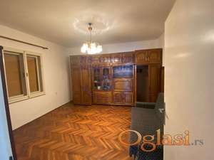 Prizemna porodična kuća!