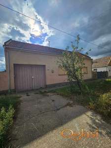 Kuća na prodaju za renoviranje ili rušenje u Bačkoj Palanci