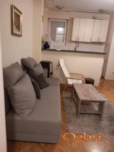 Dobar jednosoban stan u blizini Spensa