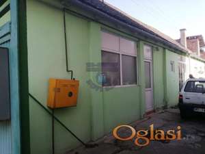 Prizemna kuća u Petrovaradinu