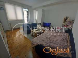 Odlična garsonjera, blizu Palilulske pijace, 23m2, 4.sprat