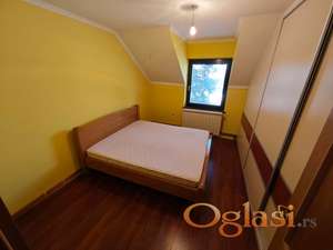 Kuća U Blizini Izletišta Borkovac – 200 m² Na 8 Ari Placa