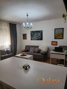 Jednosoban stan 28 m², Podbara, Novi Sad, 1. sprat