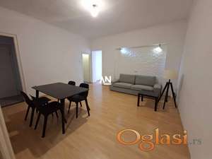 Savski venac, Trg Republike, ulica Dečanska, stan oko 100 m2 ID#46734